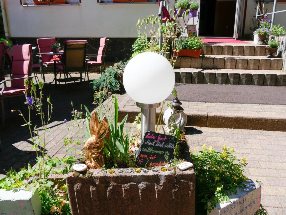 Herberge Zur Rose Brotterode Exterior foto